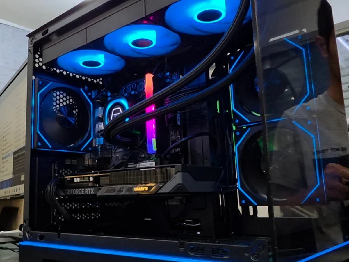 Custom gaming PC built by Touch Media PJ with blue RGB cooling